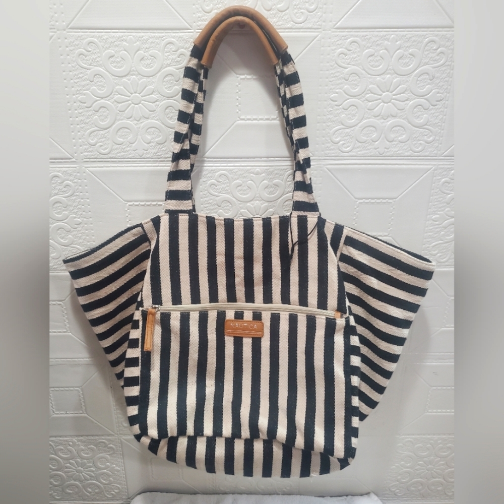 Nautica Beach Bag open top with inside pocket